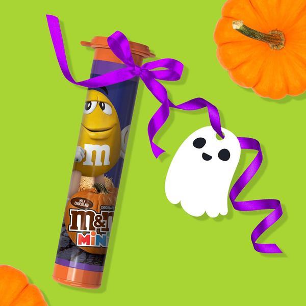 M&M'S Minis Milk Chocolate Halloween Candy Tube, 1.08 oz